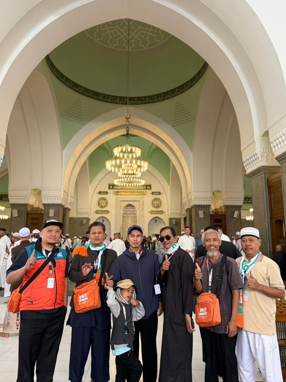 Jamaah di Madinah